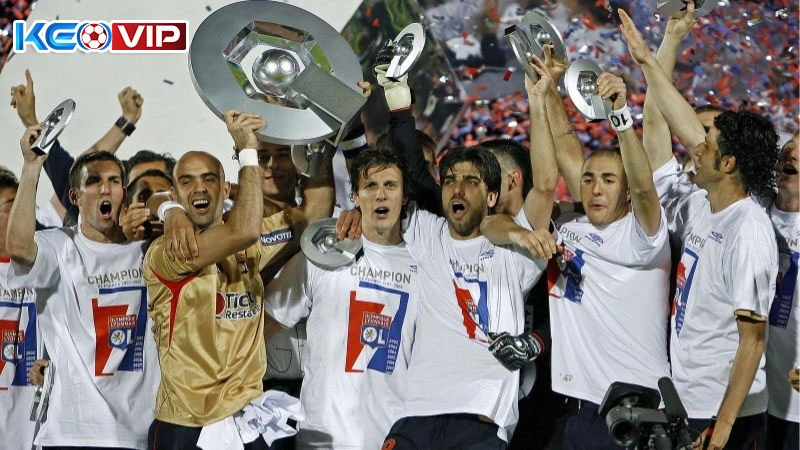 Một số đội bóng nổi bật của giải đấu